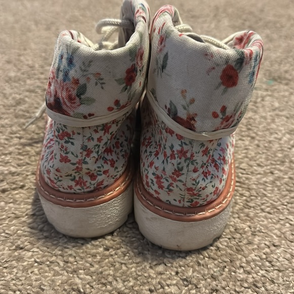 Floral ankle combat boots - Picture 4 of 8